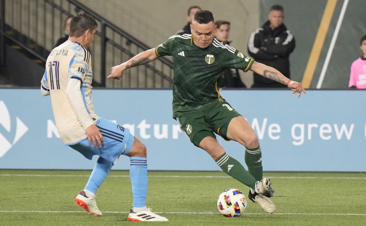 video:-este-foi-o-primeiro-gol-de-cabecita-rodriguez-na-mls