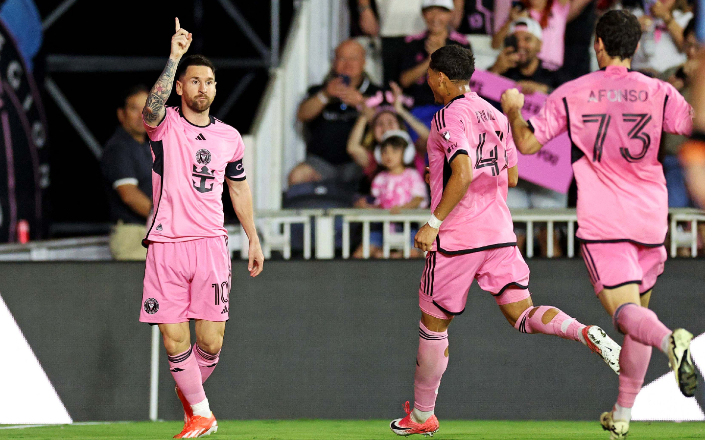 mantenha-rayados!-messi-marca-um-gol-em-seu-retorno-com-o-inter-miami