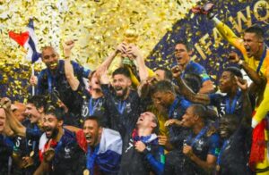 campeao-do-mundo-com-a-franca,-sofre-de-roubo-em-casa