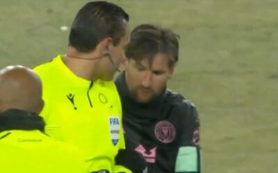 Um árbitro é sancionado por pedir a Messi um autógrafo! um-arbitro-e-sancionado-por-pedir-a-messi-um-autografo!
