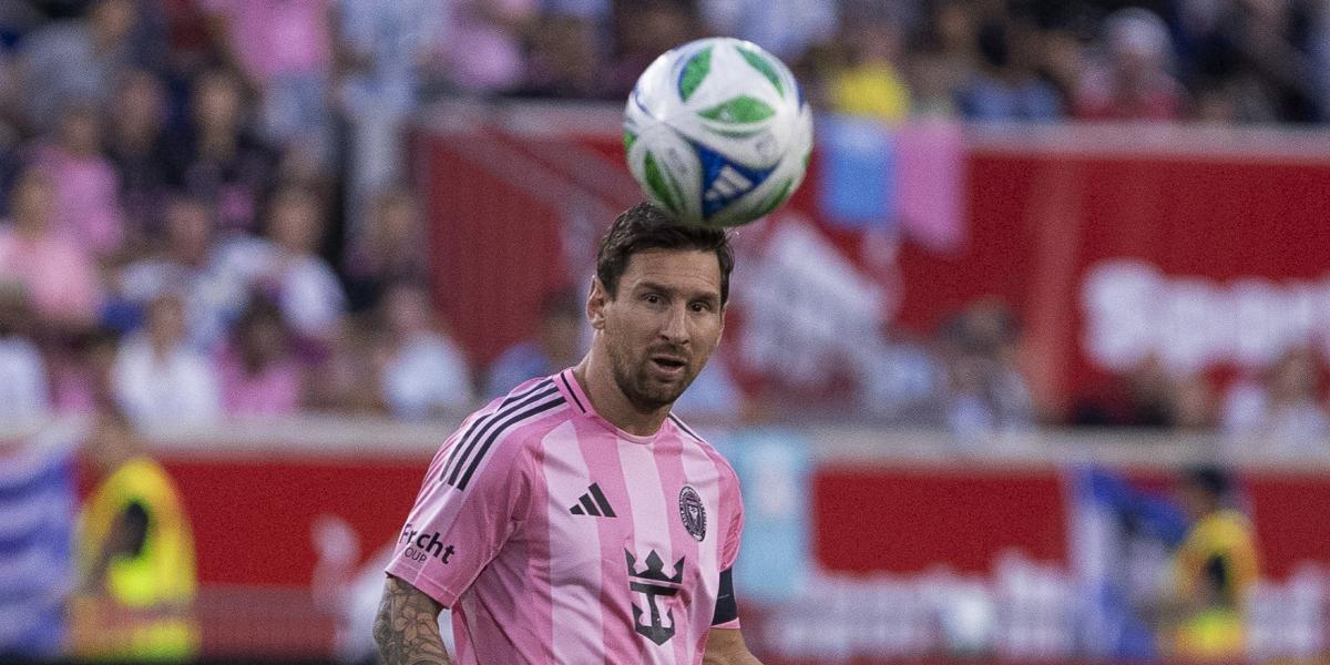 reconhecimento-a-messi-por-seu-momento-extraordinario