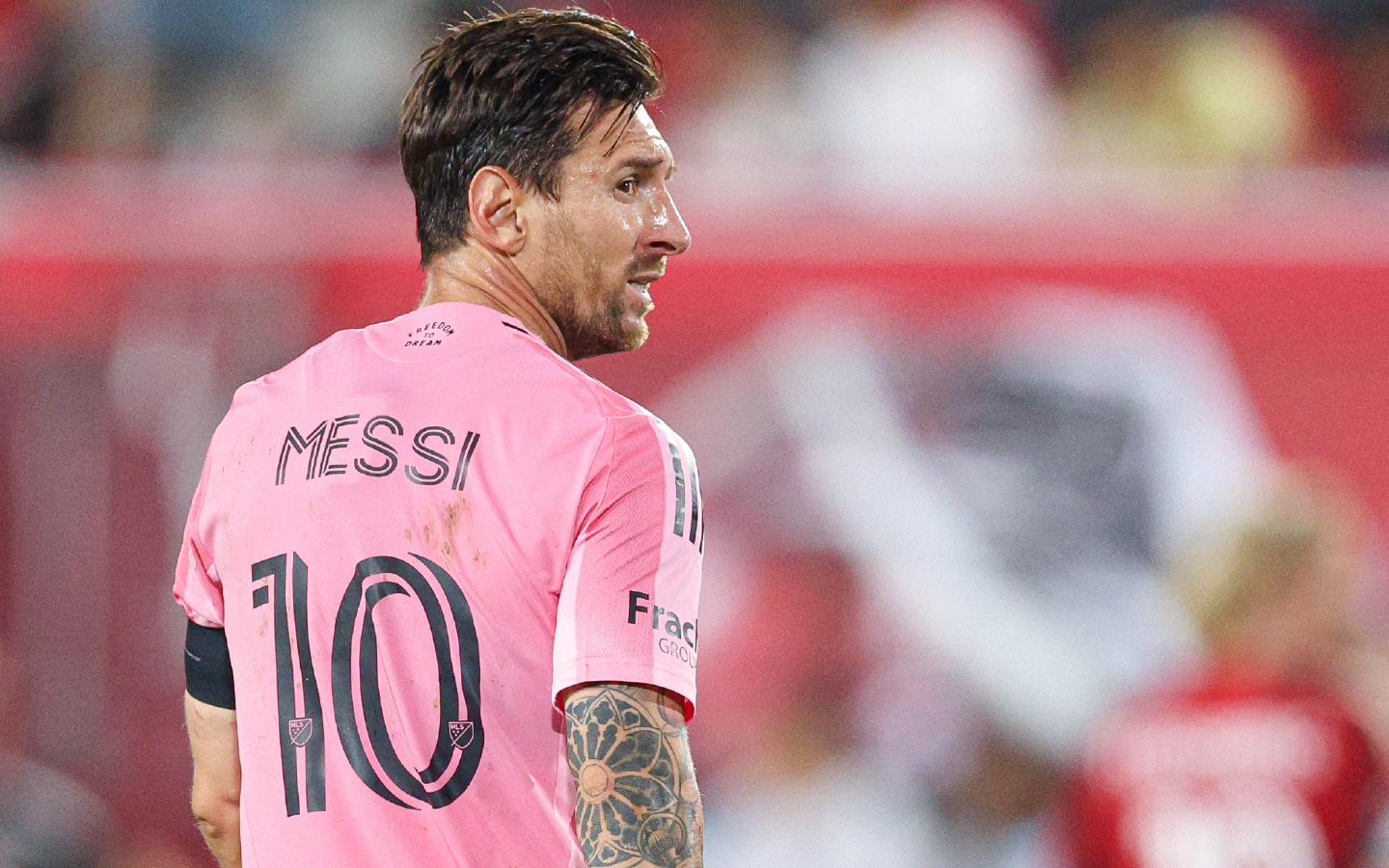 suspenso!-messi-e-punido-por-nao-ir-ao-jogo-star-do-mls-vs.-bbva-mx-league