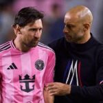o-que-scaloni-disse-a-mascherano-sobre-messi