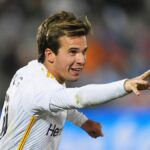 riqui-puig,-operado-com-sucesso-no-joelho