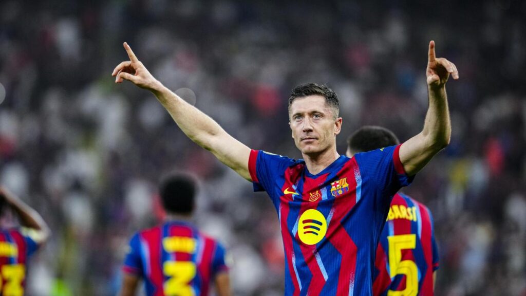 o-chicago-fire-continua-forte-para-lewandowski