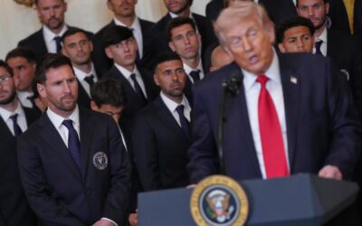 “foi-surreal:-trump-fez-um-relatorio-de-guerra-com-messi-ao-seu-lado”