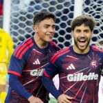 2-1:-carles-gil-atira-na-revolucao