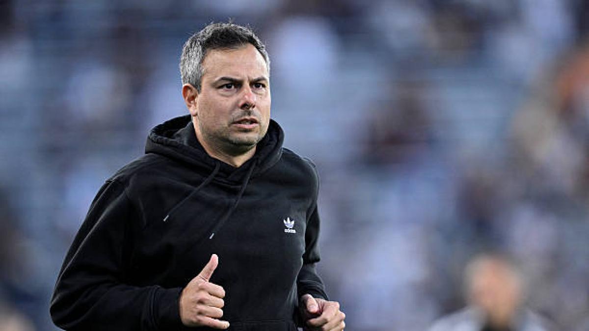 austin-dispensa-sua-equipe-espanhola