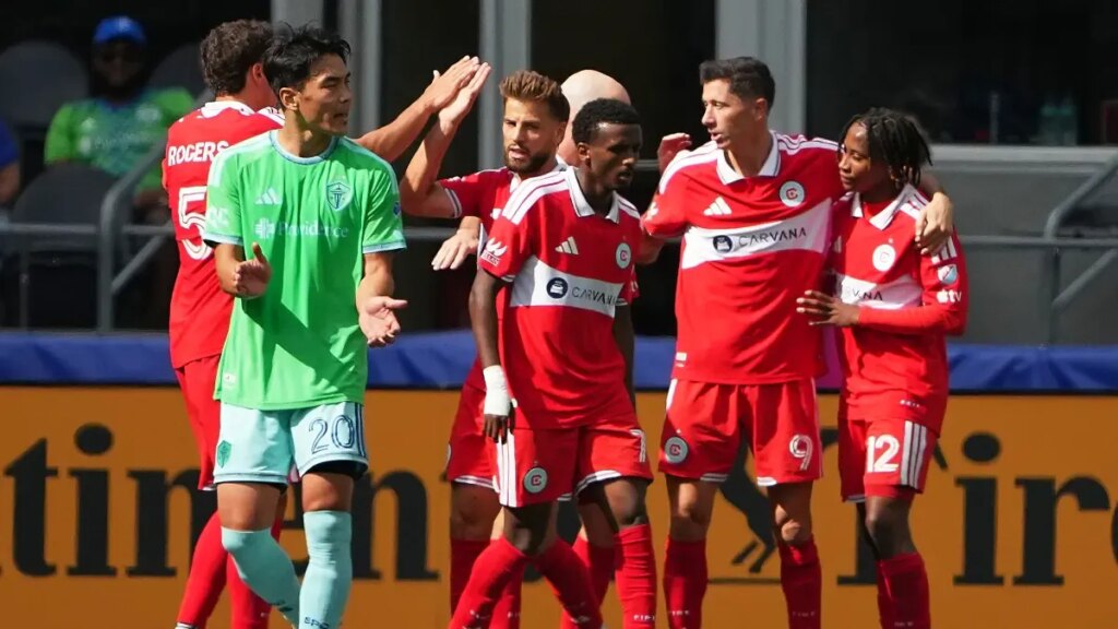 2-2:-lewandowski-rescata-un-punto-para-chicago-en-seattle